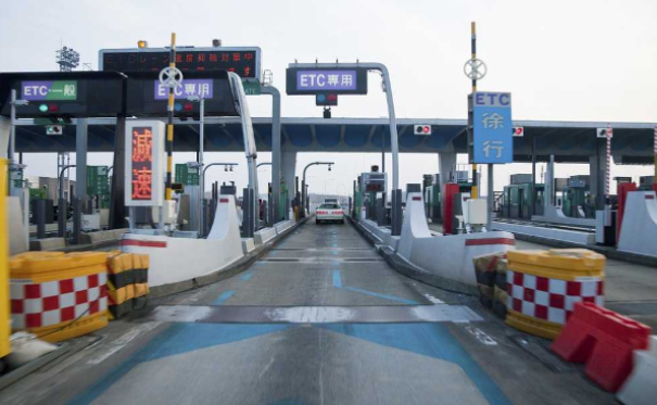 會(huì)山鎮(zhèn)工控機(jī)應(yīng)用.png